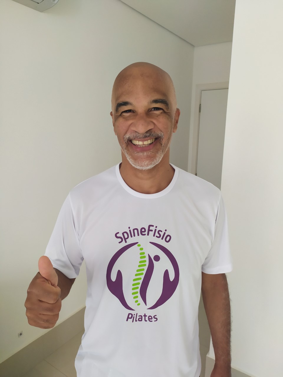 Mauro Cezar, fisioterapeuta e especialista em Pilates Contemporâneo